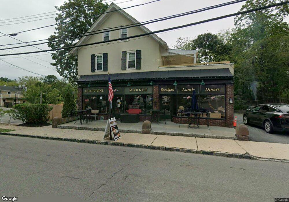 279 Main St, Gladstone, NJ 07934 - photo 1