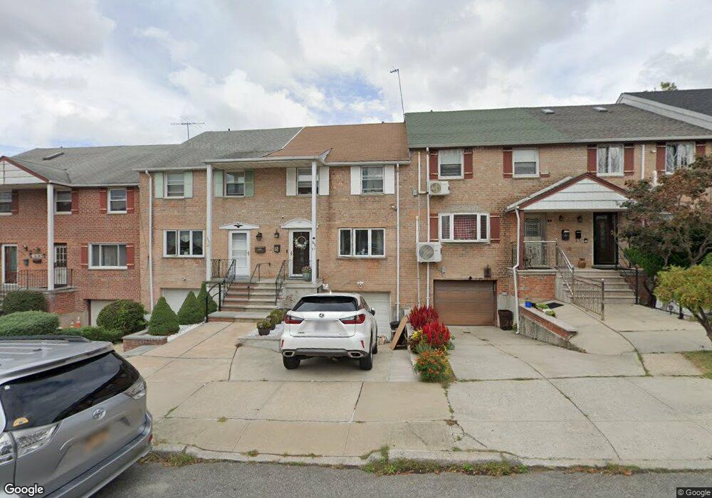 240-25 65th Ave, Flushing, NY 11362 - photo 1