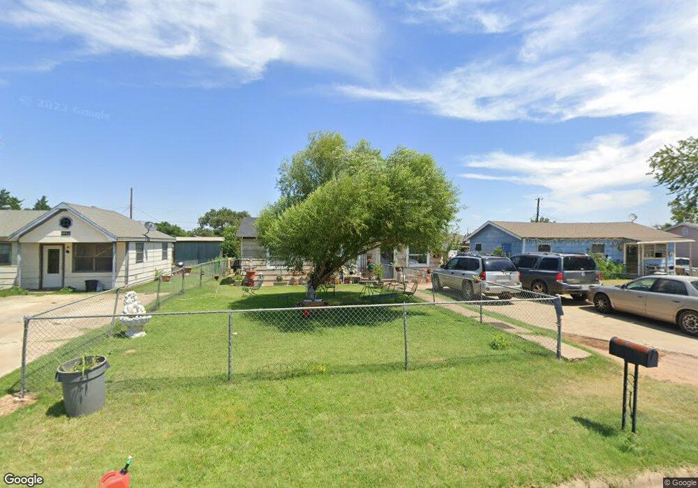 606 W 28th St, Plainview, TX 79072 - photo 1