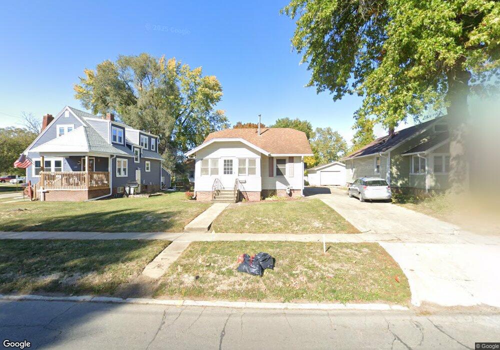 506 N 8th Ave E, Newton, IA 50208 - photo 1