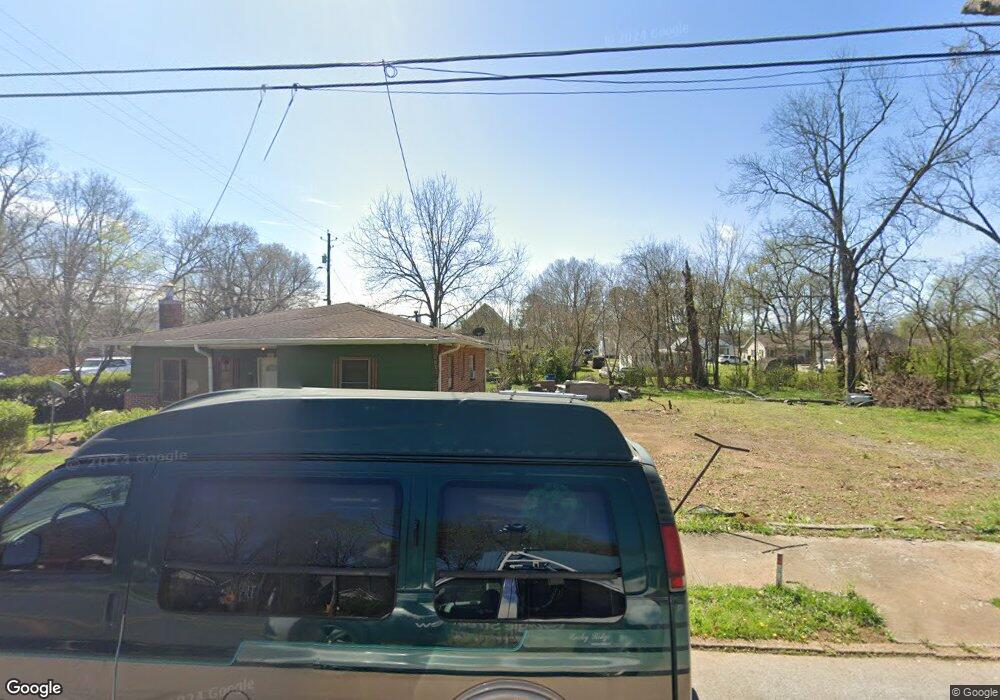 228 Thompson St, Cedartown, GA 30125 - photo 1