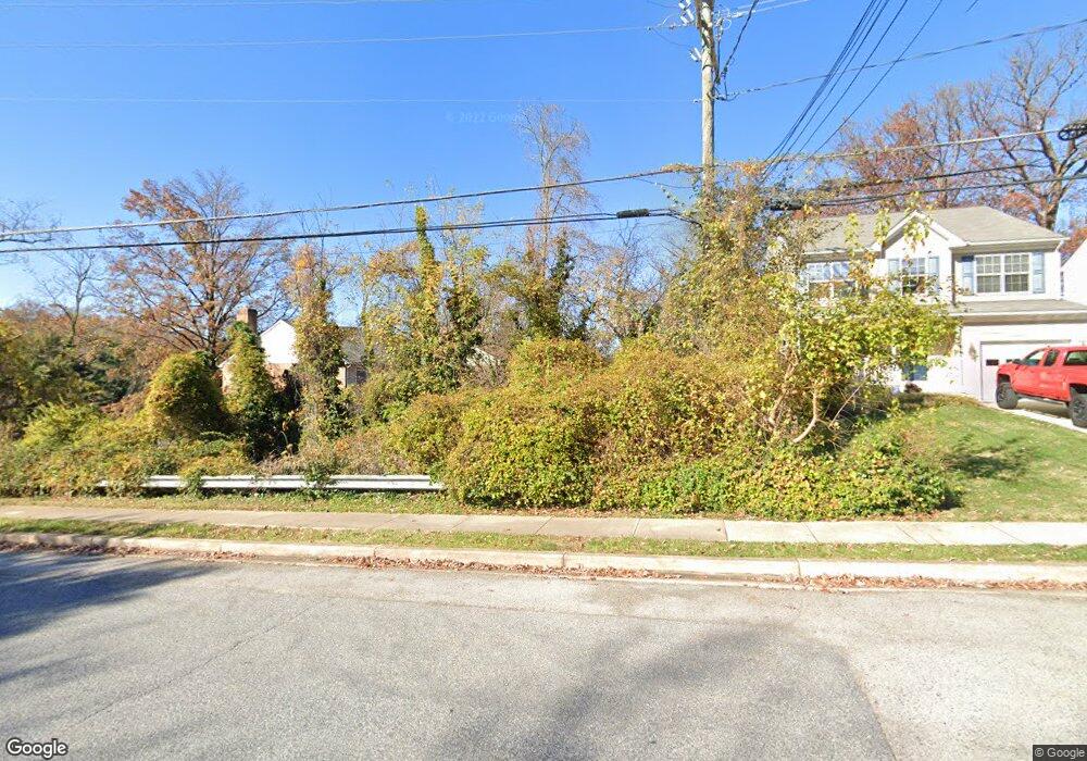 5567 Oakland Rd, Halethorpe, MD 21227 - photo 1