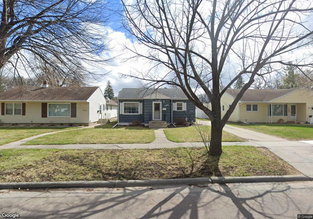 1606 6th St S, Fargo, ND 58103 - photo 1