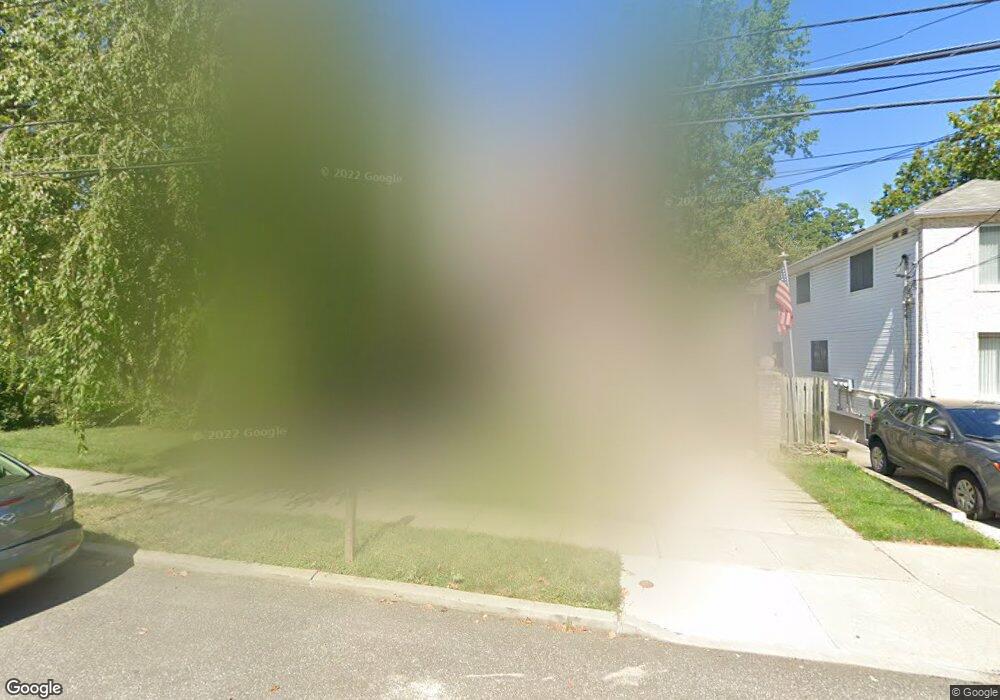 311 Dewey Ave, Staten Island, NY 10308 - photo 1