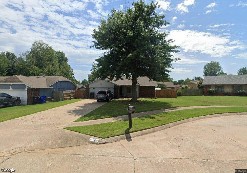 1319 W Gulfport St, Broken Arrow, OK 74011 - photo 1