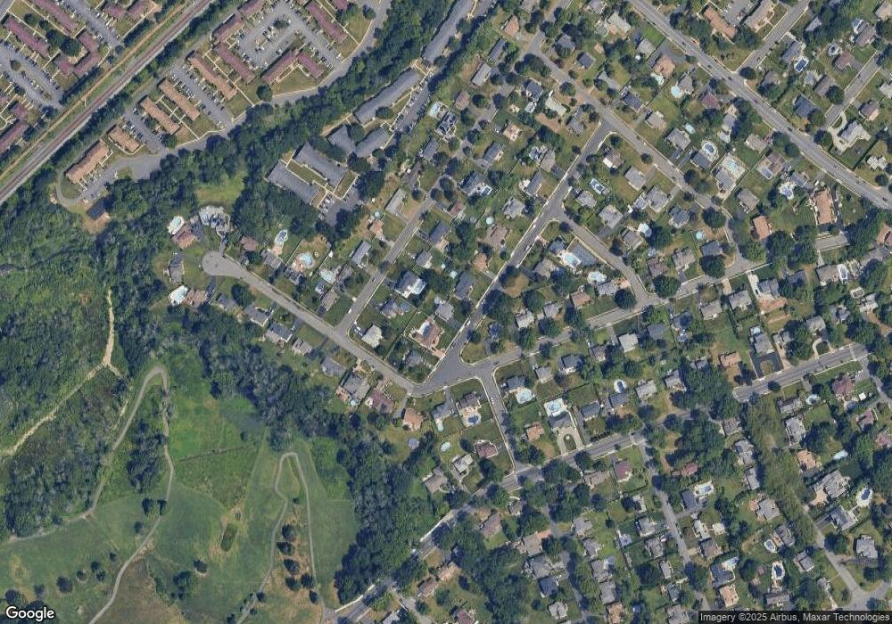 65 Roberts Rd, Clark, NJ 07066 - photo 1