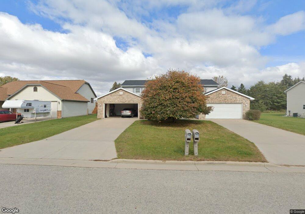 2954 W Hiawatha Dr, Appleton, WI 54914 - photo 1