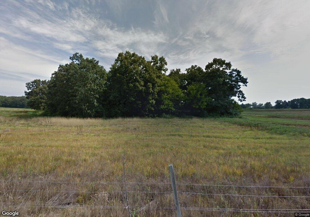 1318 Old Seminary Rd, Manchester, TN 37355 - photo 1