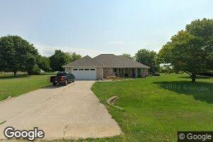 320 Kaye Ln, Rochelle, IL 61068