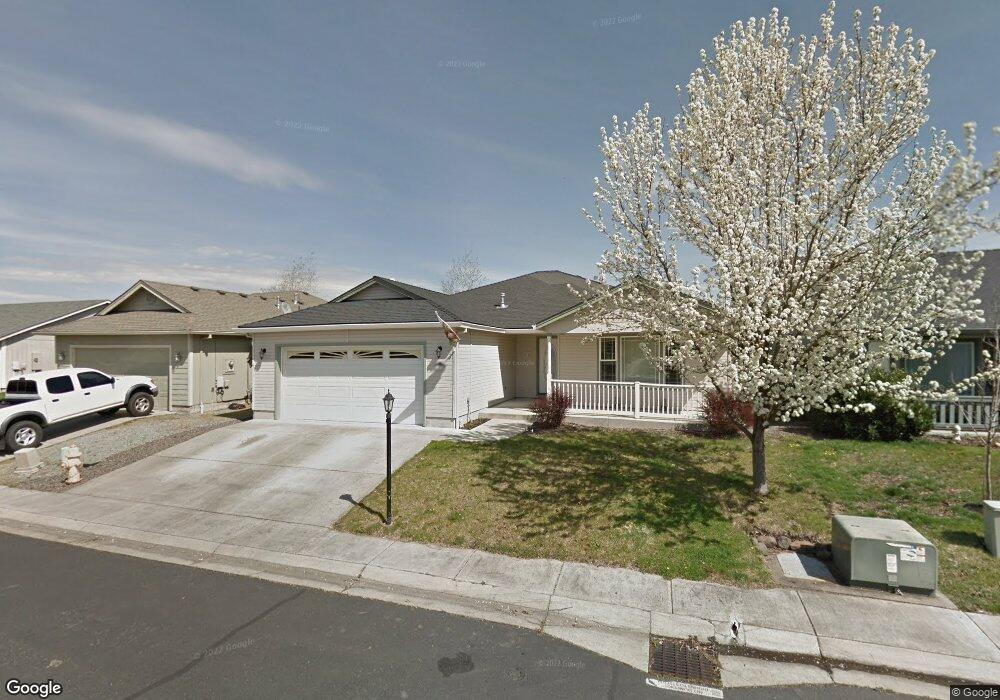 1315 Twin Rocks Dr, Central Point, OR 97502 - photo 1