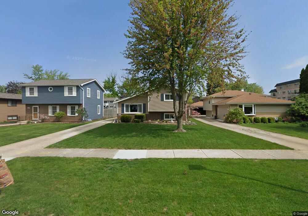 1623 E Elm St, Wheaton, IL 60189 - photo 1