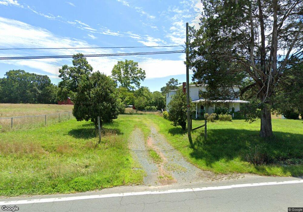 2265 Thomas Jefferson Pkwy, Charlottesville, VA 22902 - photo 1