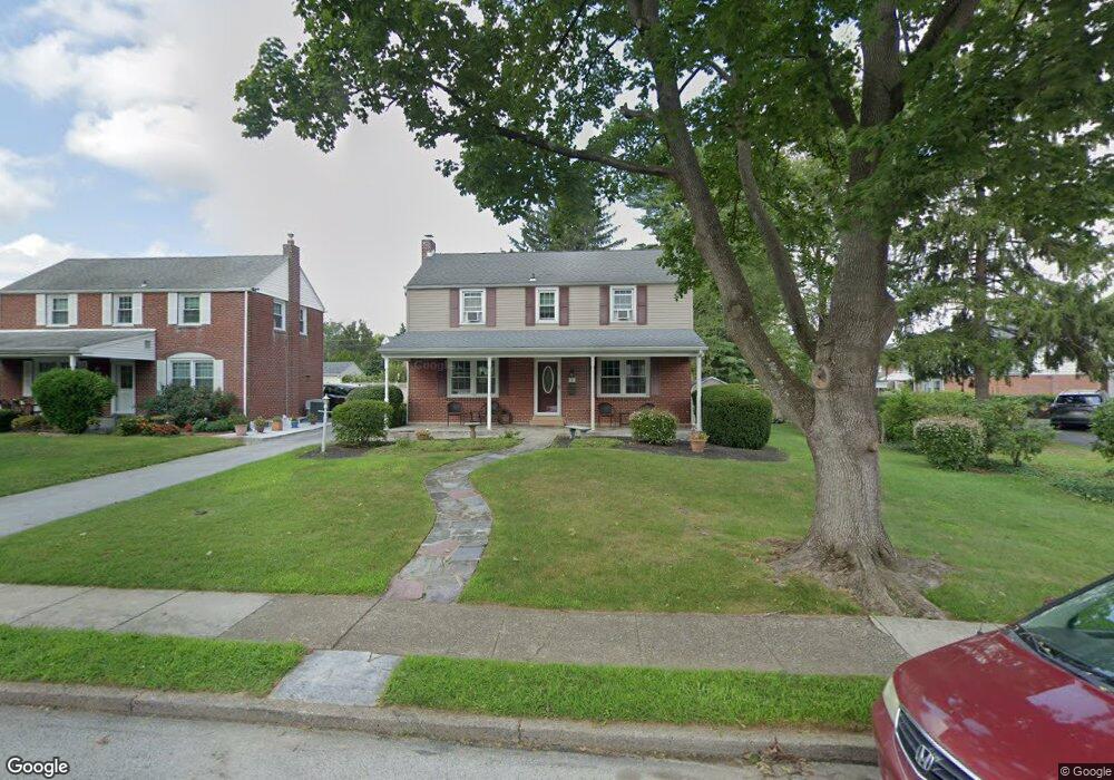 517 Twin Oaks Dr, Havertown, PA 19083 - photo 1