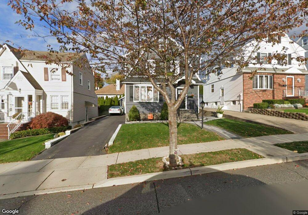 425 Sussex Rd, Wood Ridge, NJ 07075 - photo 1