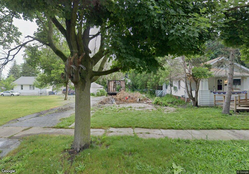 2111 Illinois Ave, Flint, MI 48506 - photo 1
