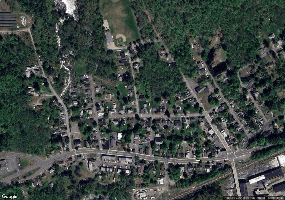 18 Dean St unit 2, Warren, MA 01083 - photo 1