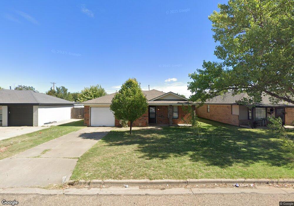 610 Oak Ave, Dumas, TX 79029 - photo 1