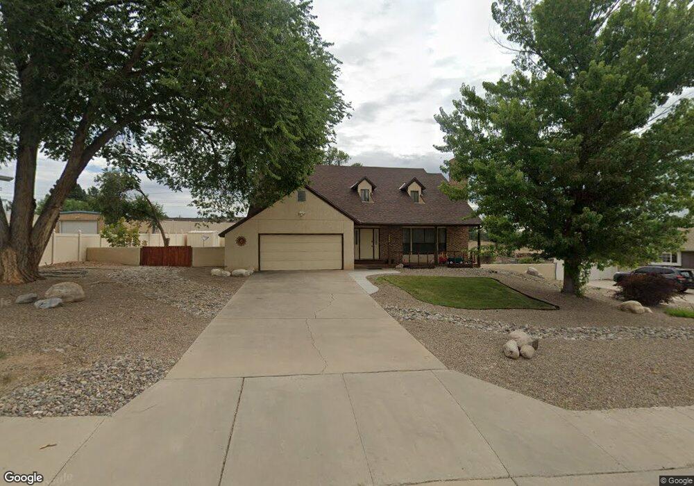 5604 Bogie Ave, Farmington, NM 87402 - photo 1