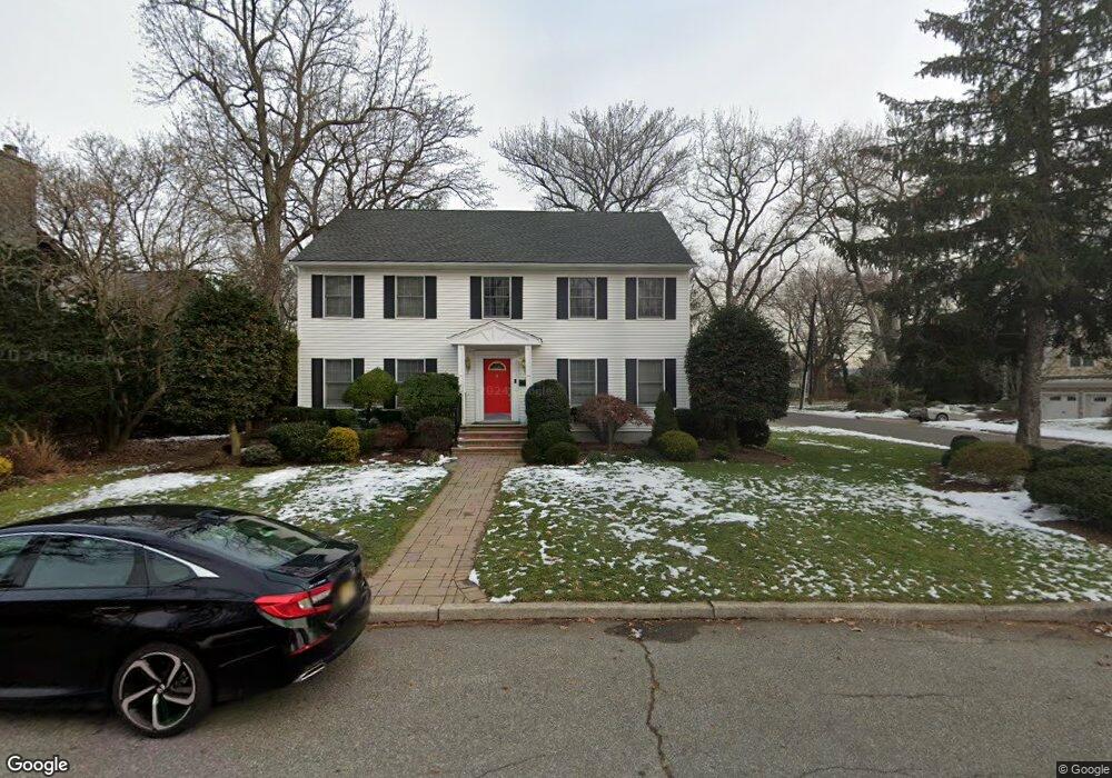 2 Brick Ct, Tenafly, NJ 07670 - photo 1