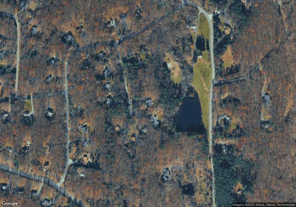 112 Palmetto Ct, Milford, PA 18337 - photo 1