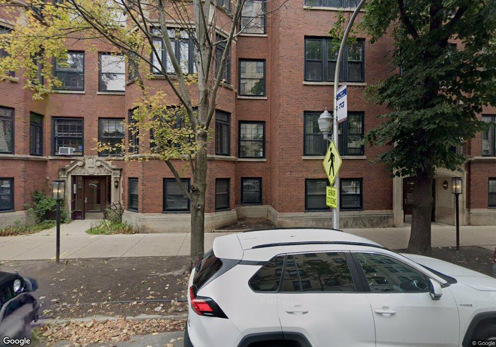 2916 N Pine Grove Ave unit 2916, Chicago, IL 60657 - photo 1