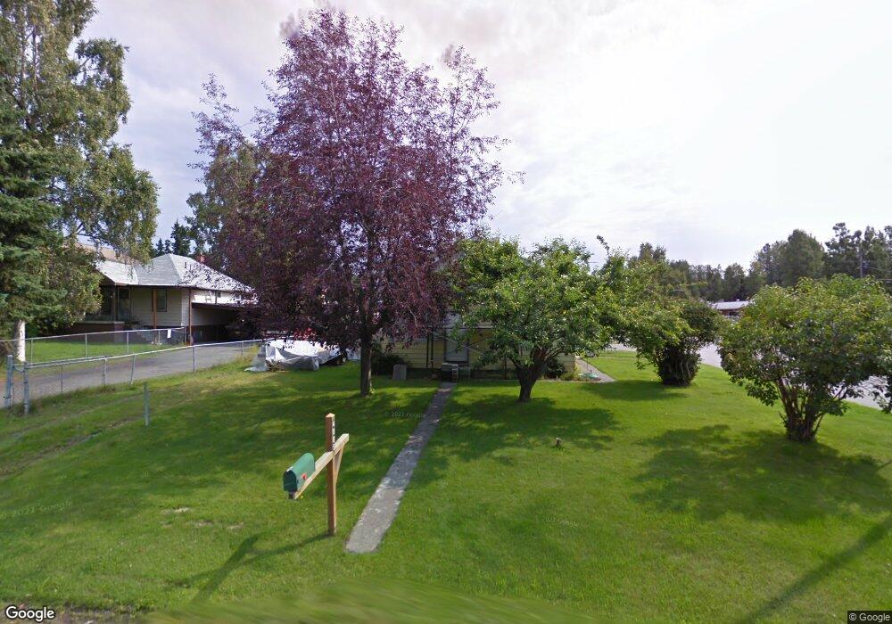 4005 Garfield St, Anchorage, AK 99503 - photo 1