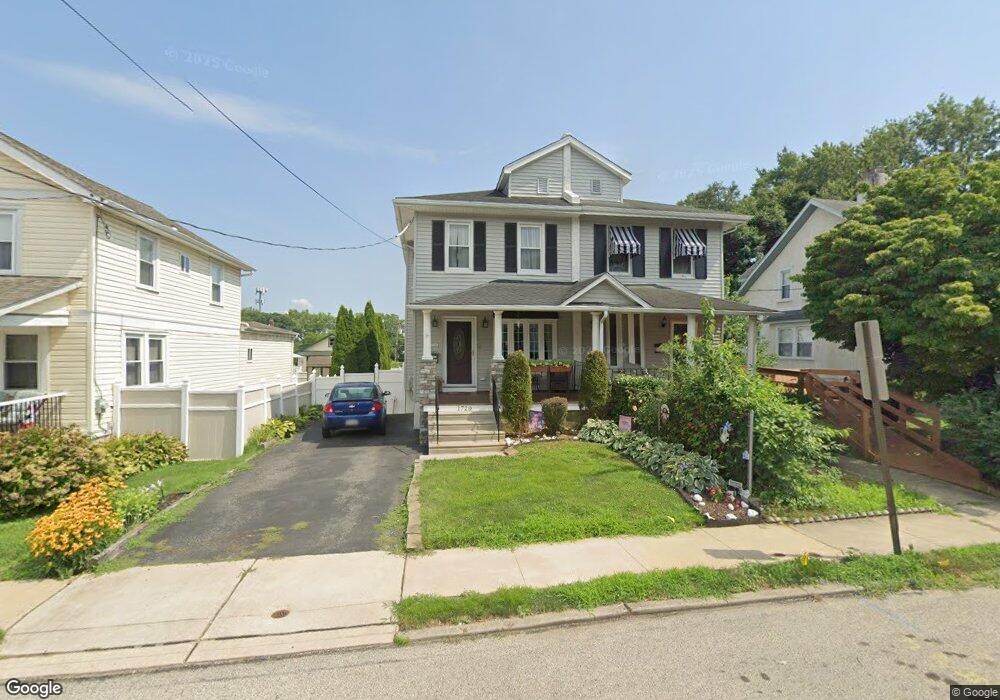 1716 Orchard Ave, Folsom, PA 19033 - photo 1