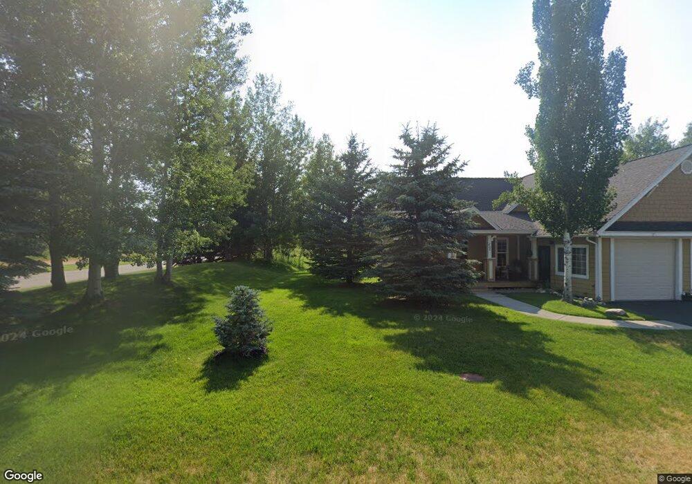 910 Streamside St, Driggs, ID 83422 - photo 1