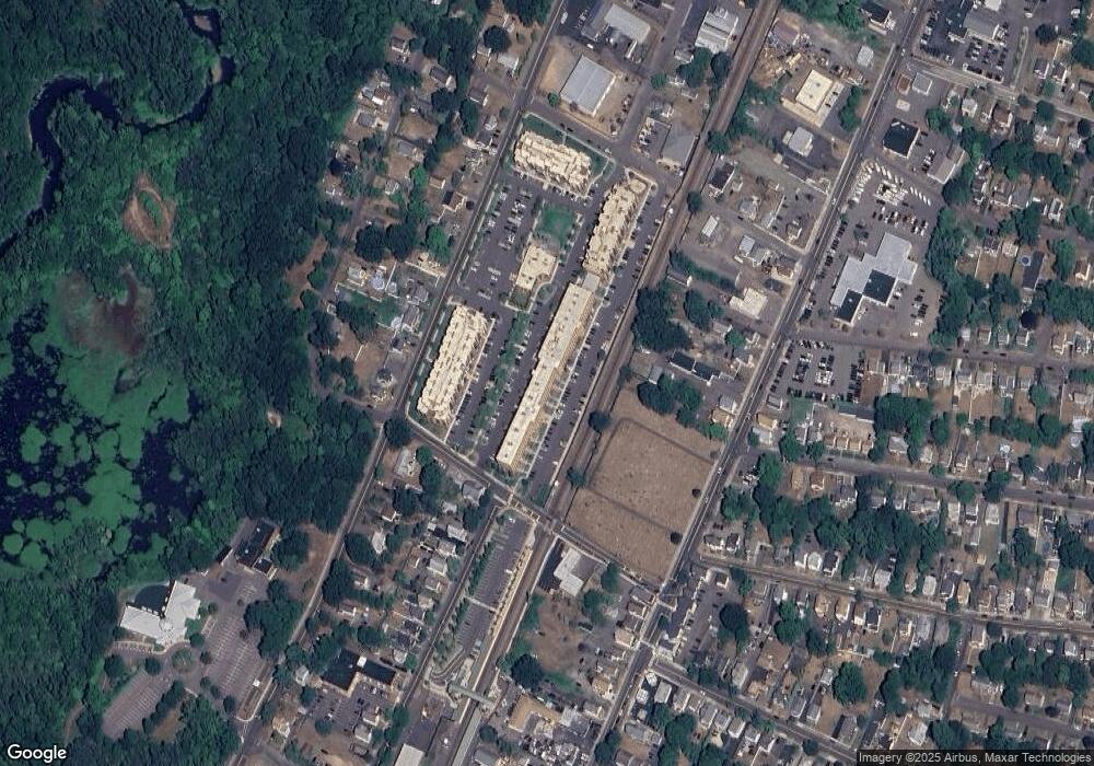 53 Parker St unit C307, Wallingford, CT 06492 - photo 1