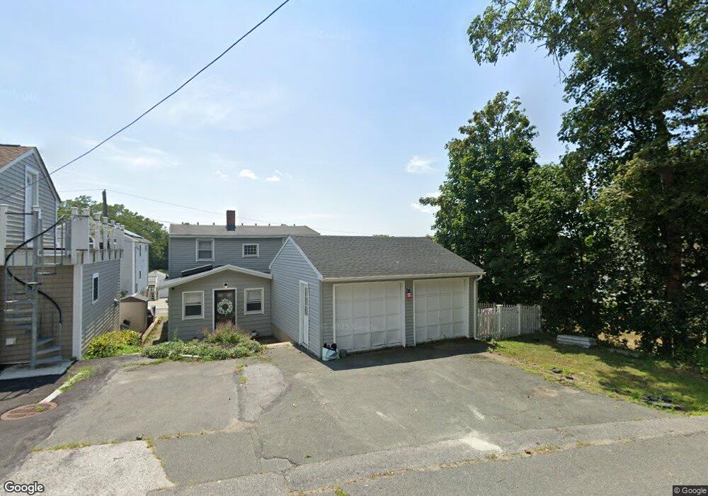 4 Shore Ave, Beverly, MA 01915 - photo 1