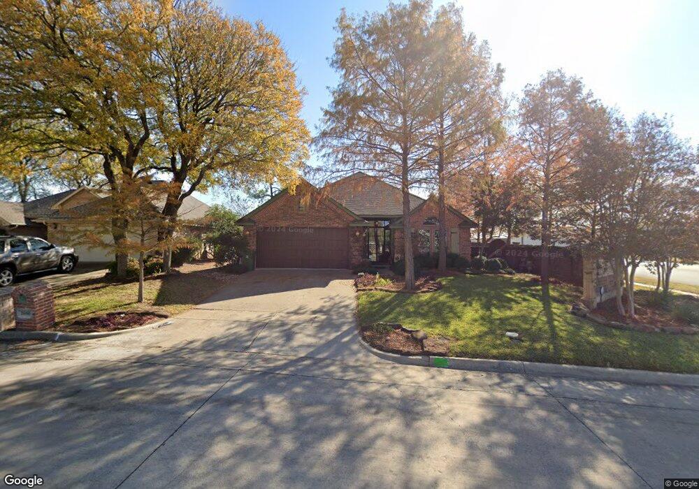 2600 Bent Tree Dr, Hurst, TX 76054 - photo 1