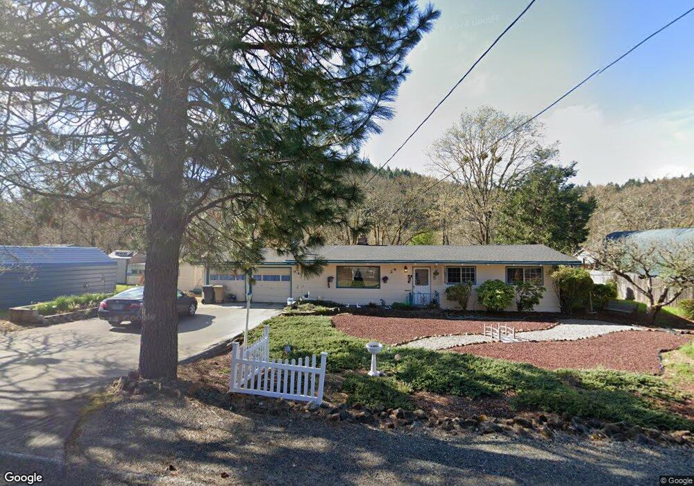 143 Debrick Way, Grants Pass, OR 97526 - photo 1