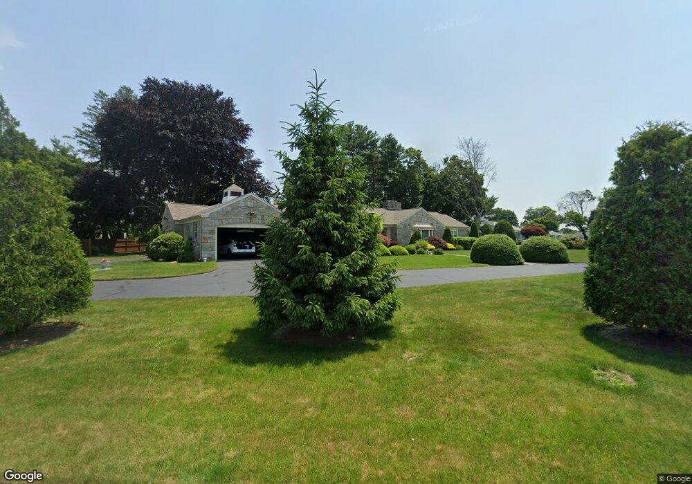 38 Wayside Dr, Cranston, RI 02920 - photo 1