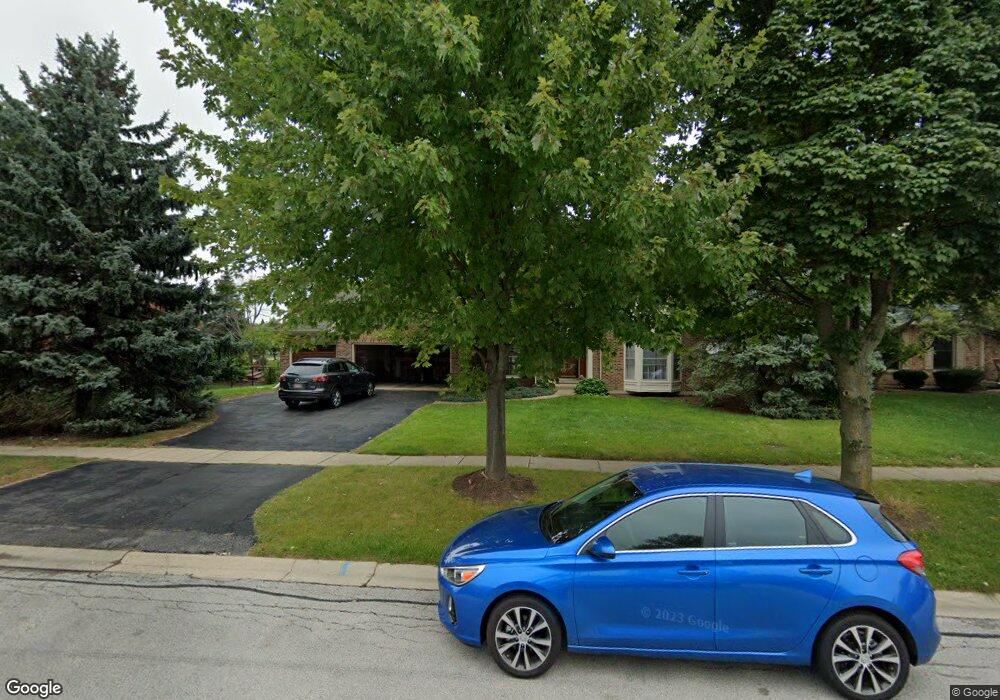 1022 Lund Ln, Batavia, IL 60510 - photo 1