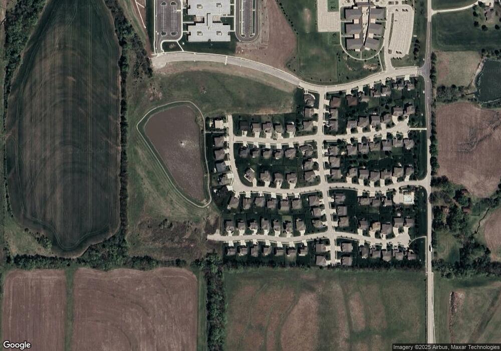 18520 W 194th St, Spring Hill, KS 66083 - photo 1