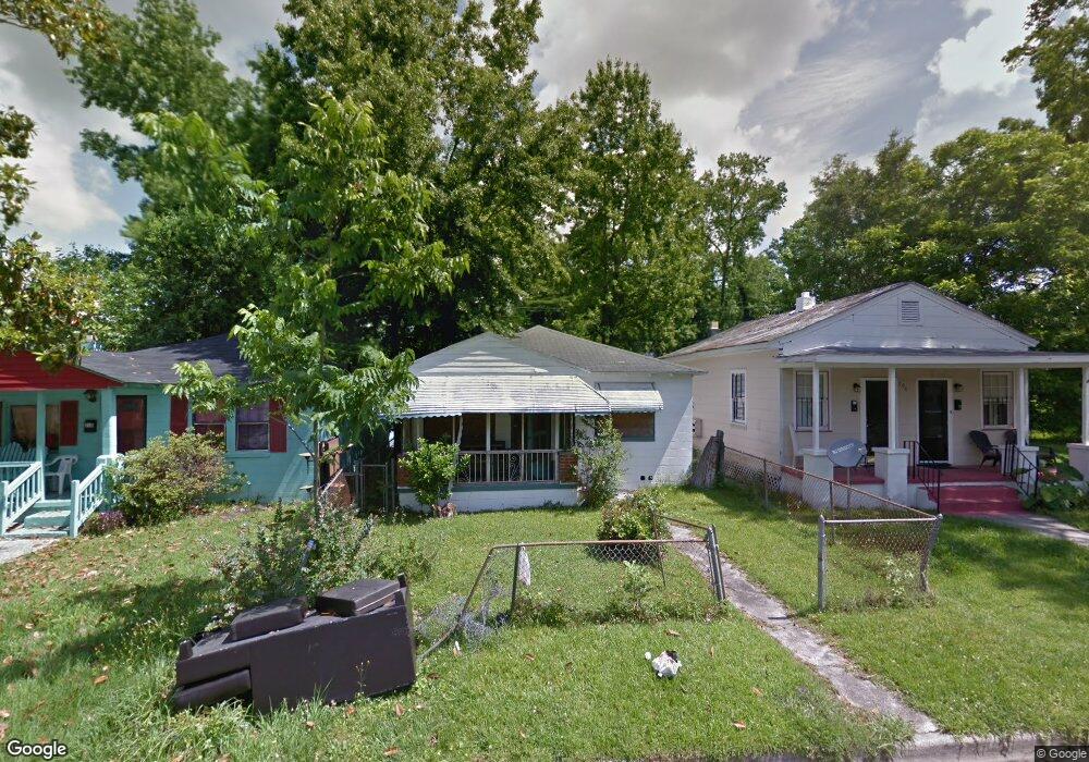 708 W 51st St, Savannah, GA 31405 - photo 1