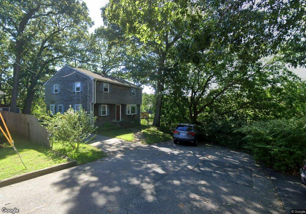 152 Oak Crest Dr, Riverside, RI 02915 - photo 1