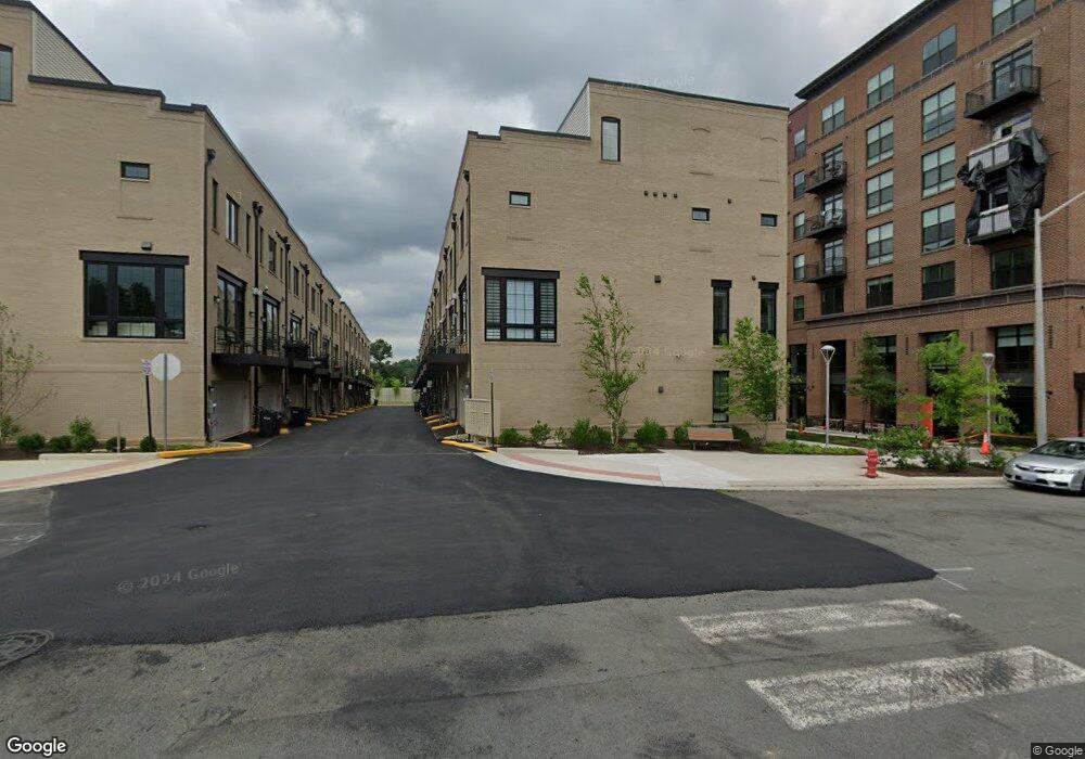 1878 Easterly Rd, Reston, VA 20190 - photo 1