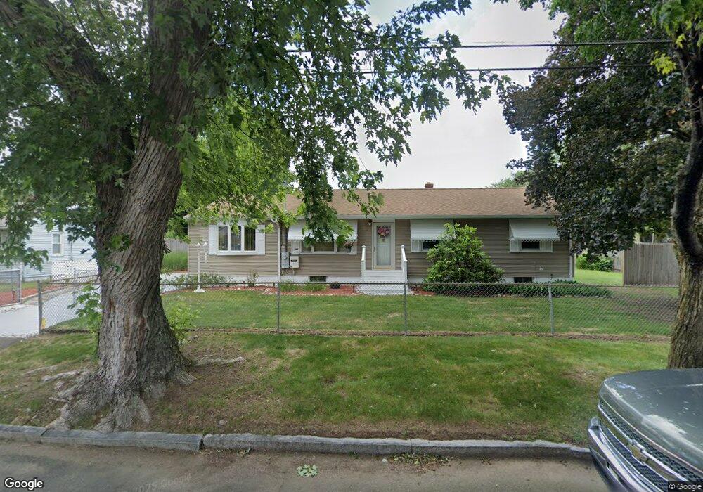 70 Navajo Rd, Springfield, MA 01109 - photo 1