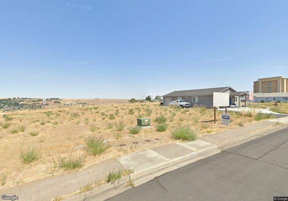 175 SW Nye Ave, Pendleton, OR 97801 - photo 1