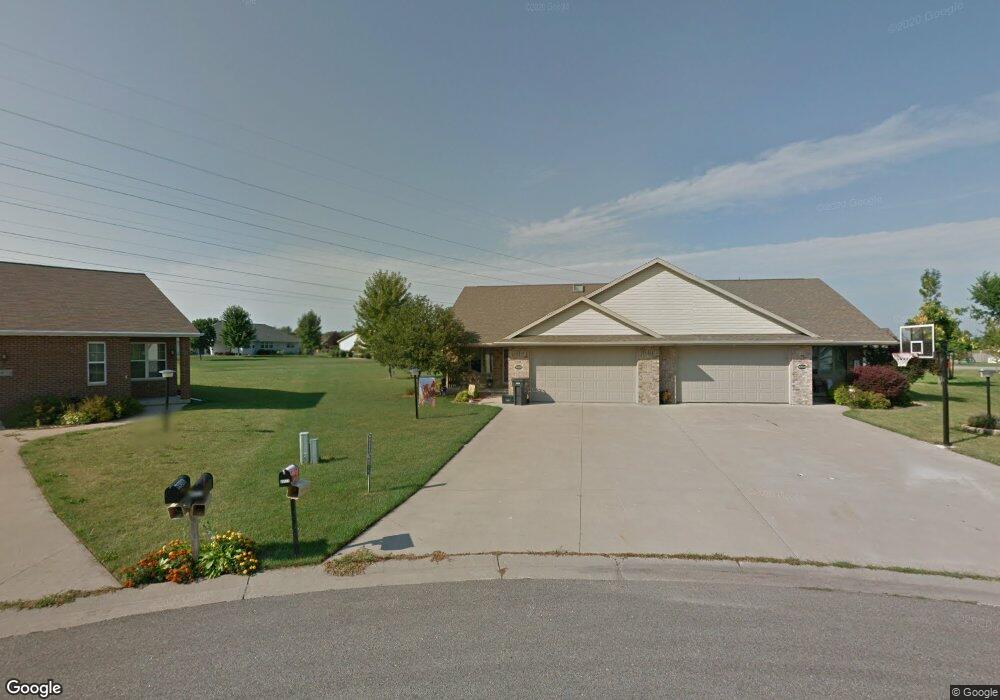 N9513 Cathy Ct, Appleton, WI 54915 - photo 1