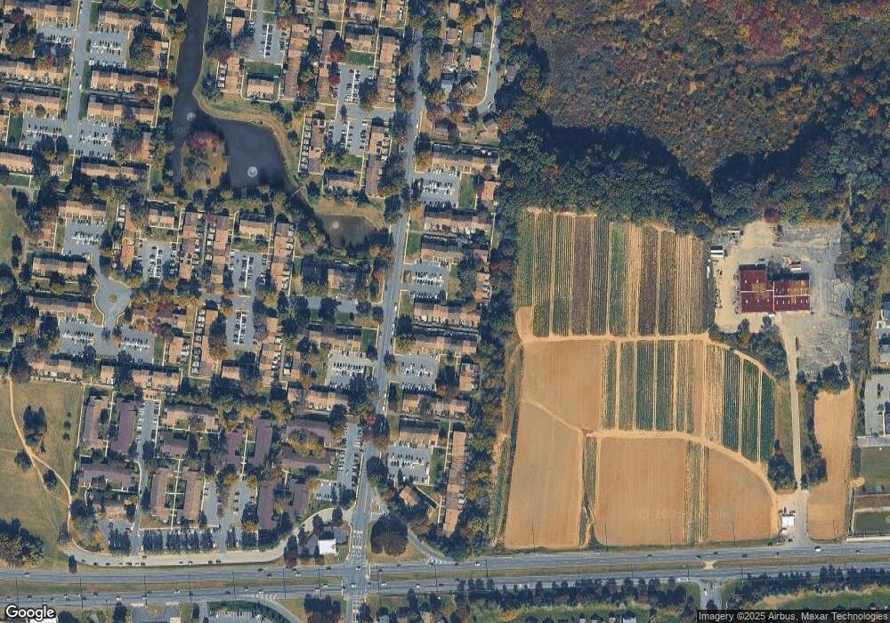 732 Twin Rivers Dr N, East Windsor, NJ 08520 - photo 1