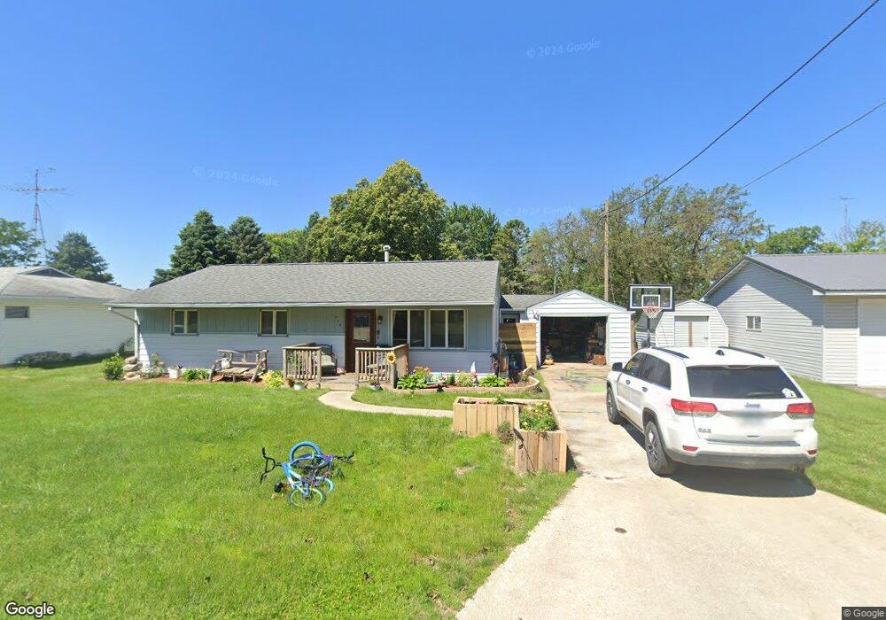 210 8th St SE, Clarion, IA 50525 - photo 1