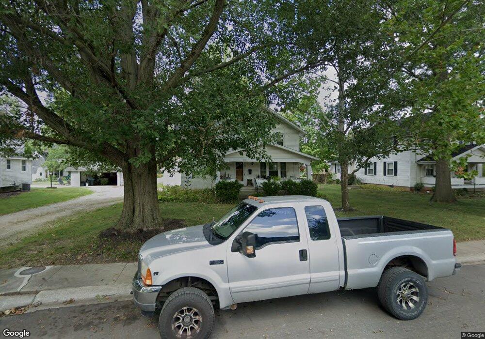 658 Hendricks St, Berne, IN 46711 - photo 1