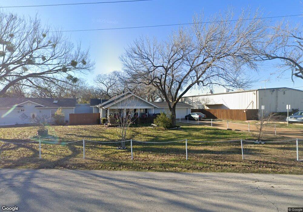 1920 S Locust St, Denton, TX 76205 - photo 1