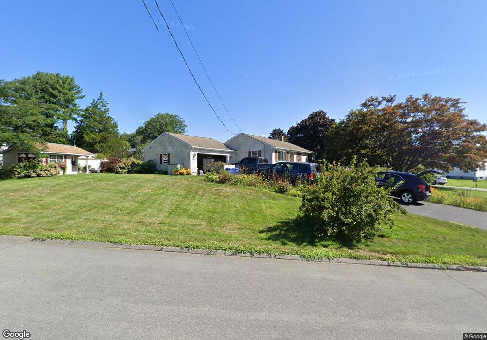 1 Knollcrest Rd, Norwich, CT 06360 - photo 1