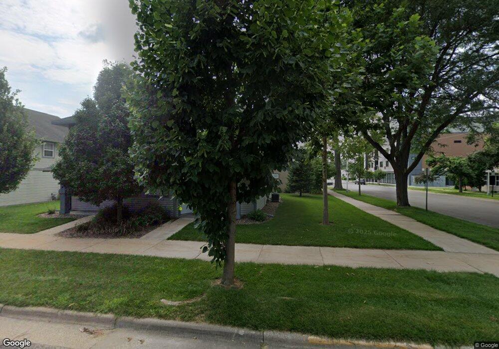 1402 8th St S, La Crosse, WI 54601 - photo 1