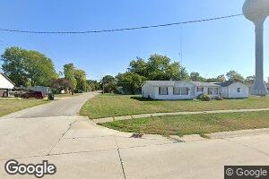 102 E Aemity St, Potomac, IL 61865
