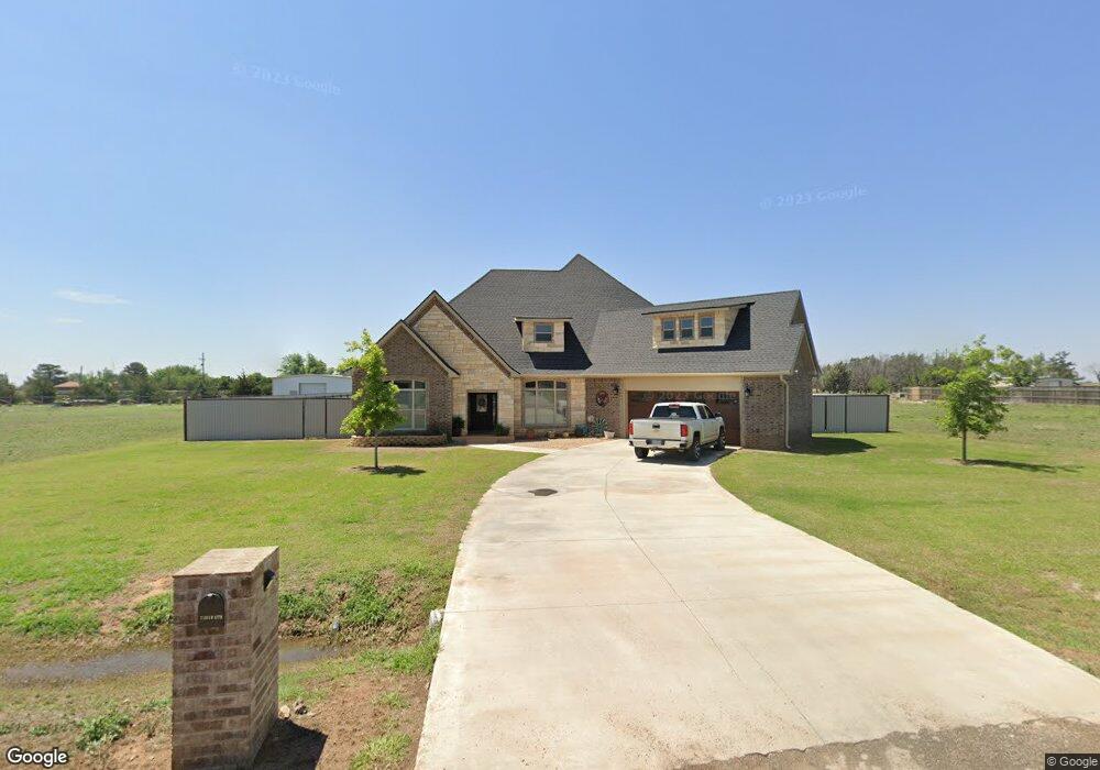 7305 W 12th St, Plainview, TX 79072 - photo 1