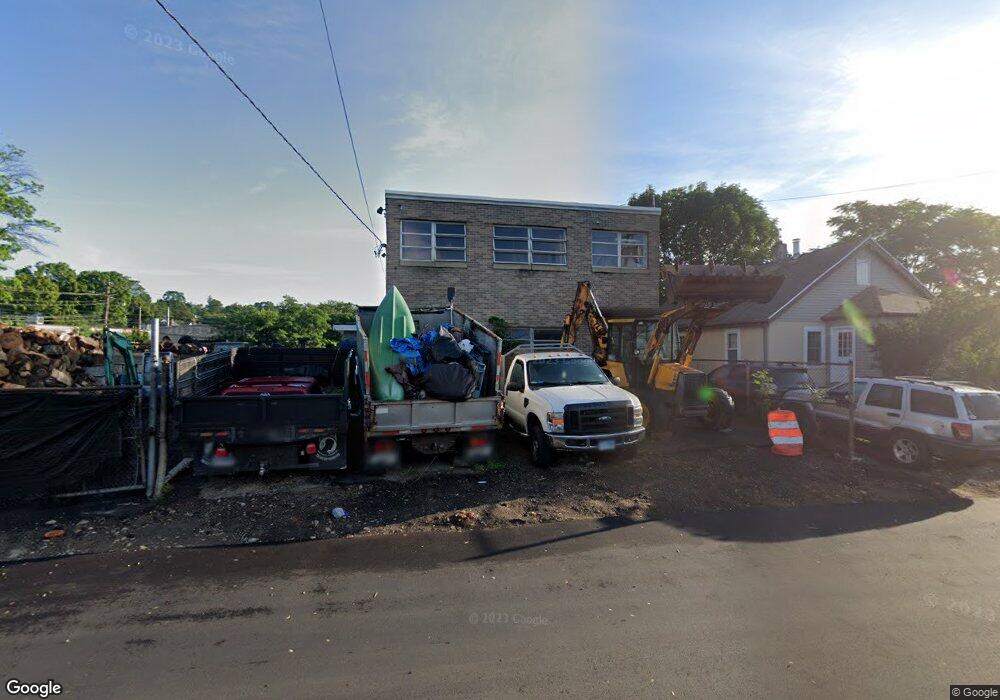 14 Larkin St, Stamford, CT 06907 - photo 1